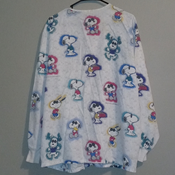 Snoopy Lab Coat - Picture 2 of 2